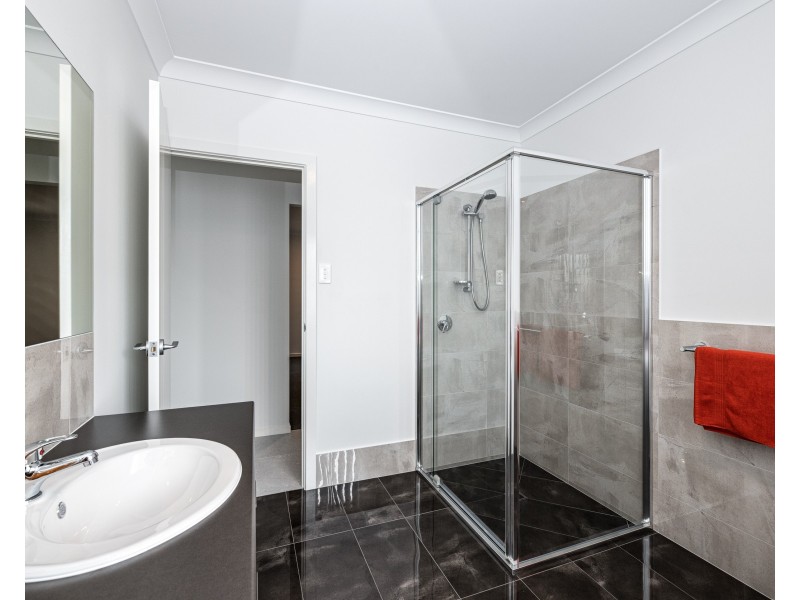 19 Herring street, Bongaree QLD 4507