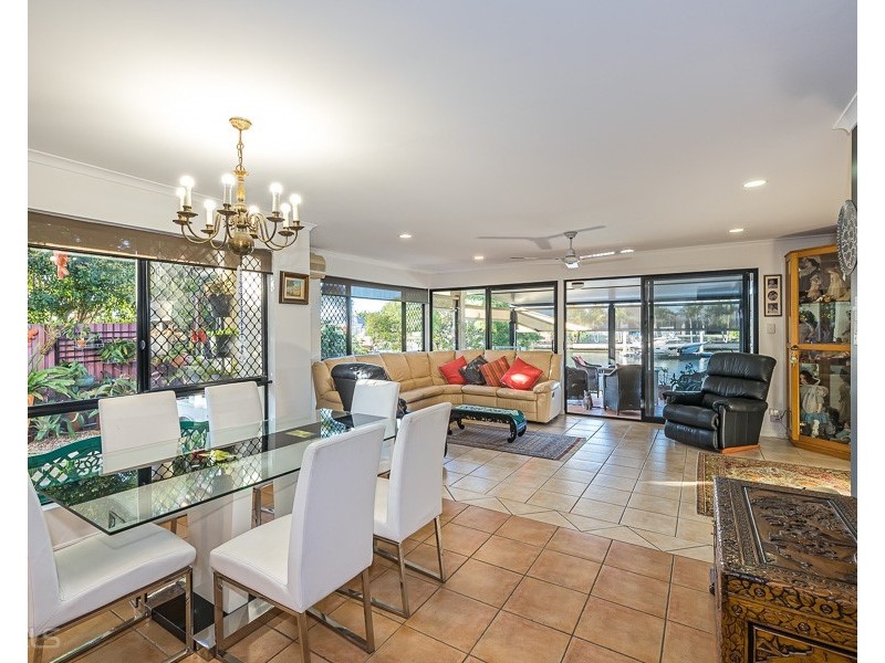 1/22 Pacific Drive, Banksia Beach QLD 4507