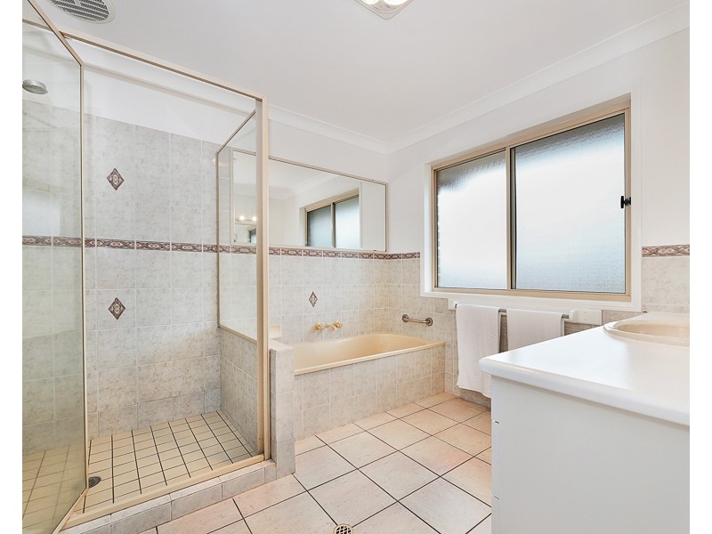 7 Pacific Drive, Banksia Beach QLD 4507