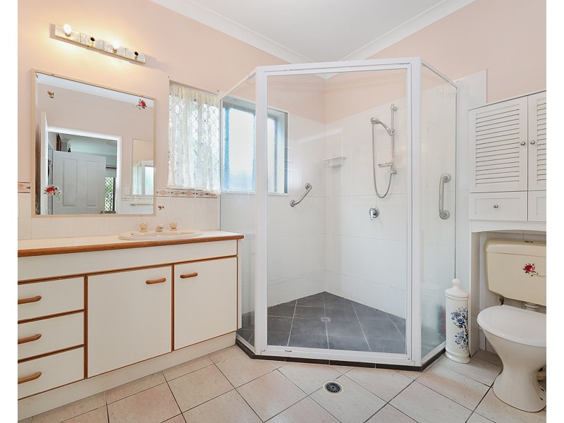 7 Pacific Drive, Banksia Beach QLD 4507