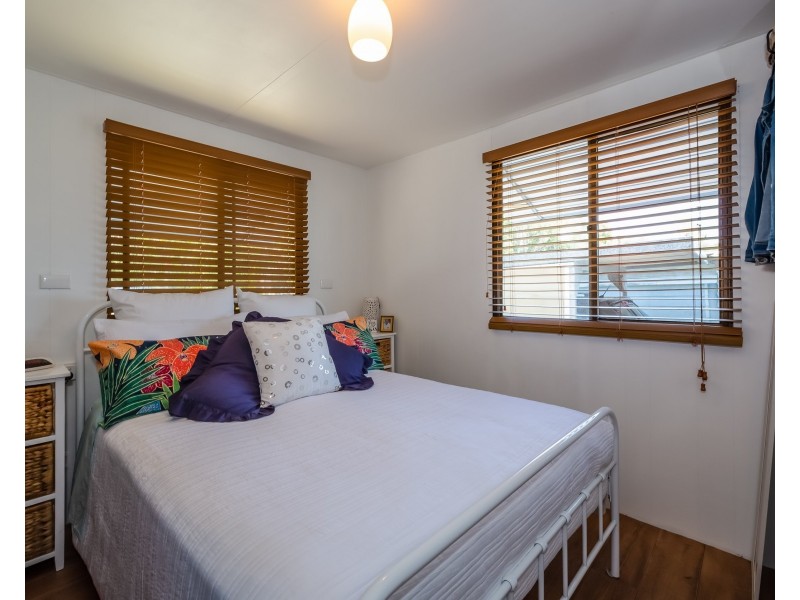 Site 76 Kalmakuta Drive, Sandstone Point QLD 4511