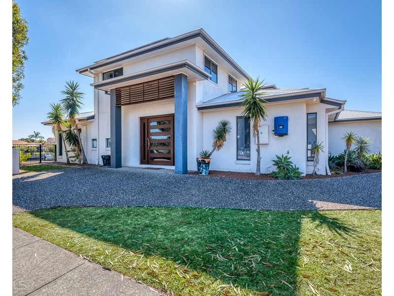 27 Quarterdeck Drive, Banksia Beach QLD 4507