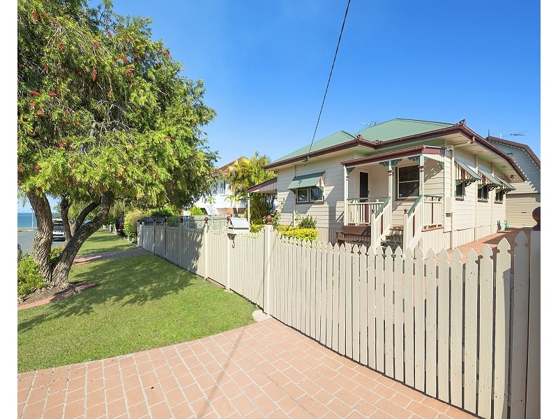 3 Georgina Street, Woody Point QLD 4019