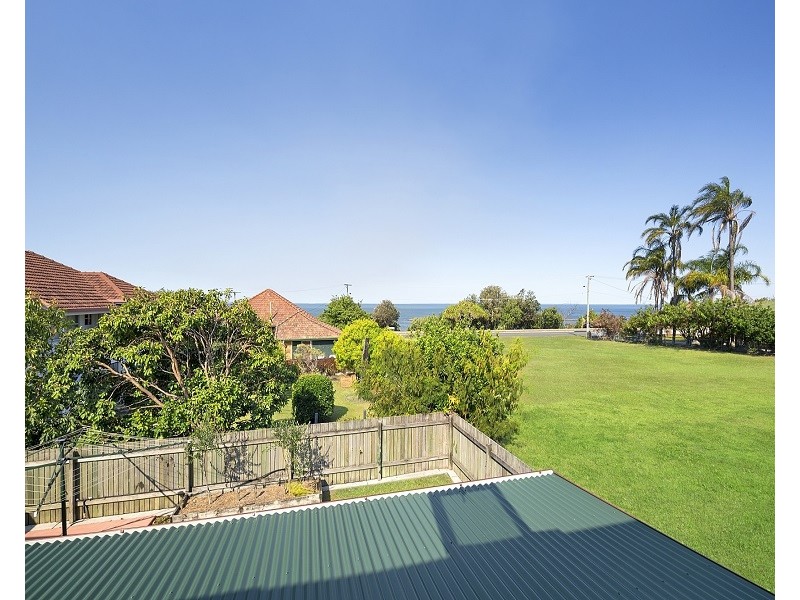 3 Georgina Street, Woody Point QLD 4019
