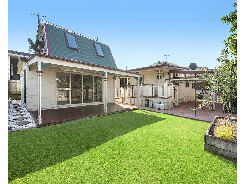 3 Georgina Street, Woody Point QLD 4019