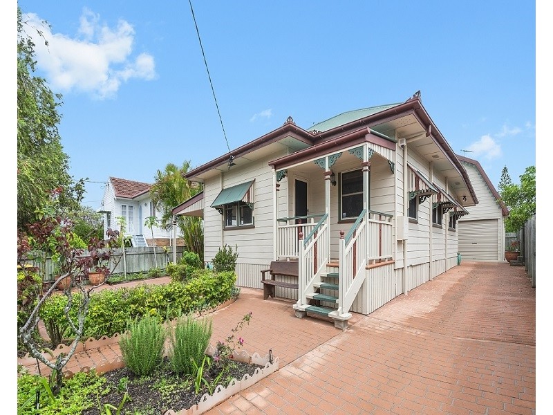 3 Georgina Street, Woody Point QLD 4019