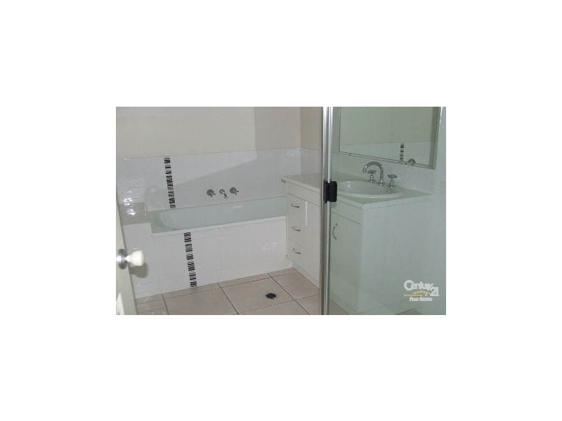 Sandstone Point QLD 4511