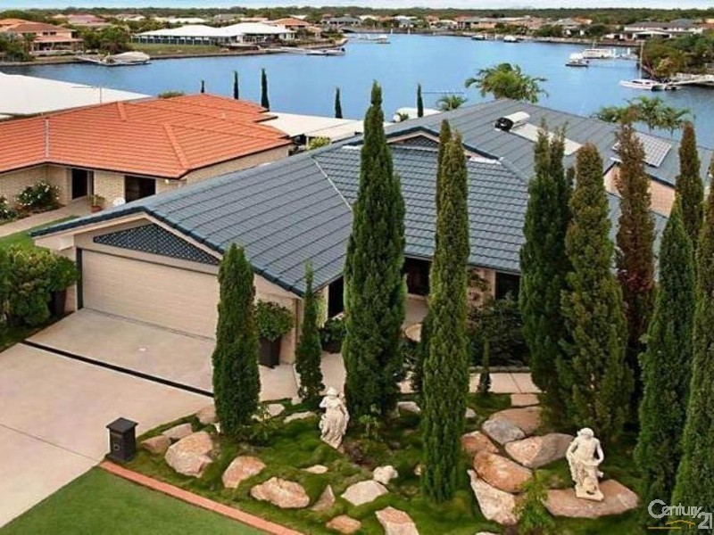 20 Catamaran Court, Banksia Beach QLD 4507