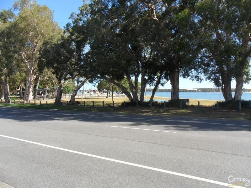 135 Sylvan Beach Esplanade, Bellara QLD 4507