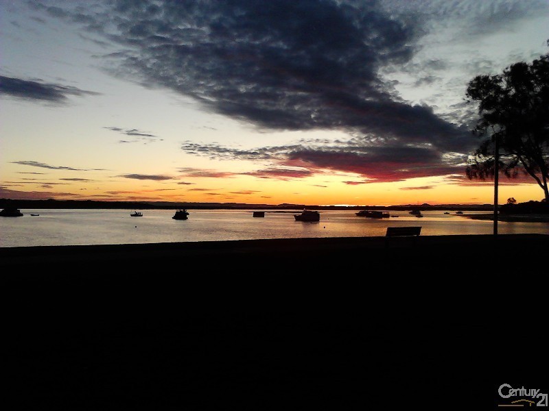 135 Sylvan Beach Esplanade, Bellara QLD 4507