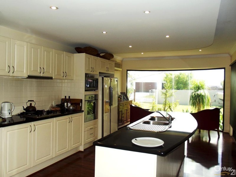 50 Kakadu Circuit, Banksia Beach QLD 4507