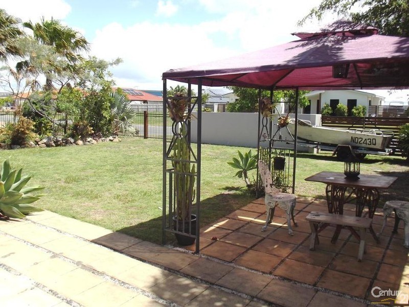 50 Kakadu Circuit, Banksia Beach QLD 4507