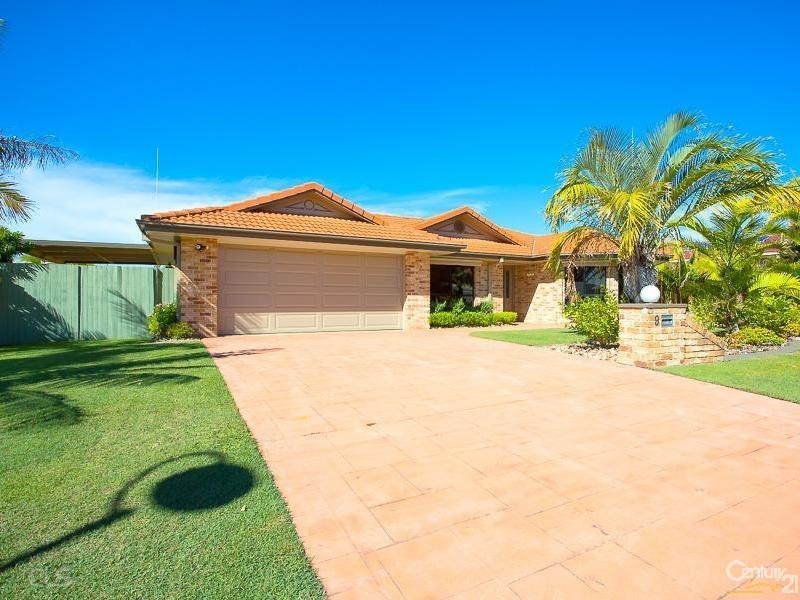 9 Scarborough Court, Sandstone Point QLD 4511