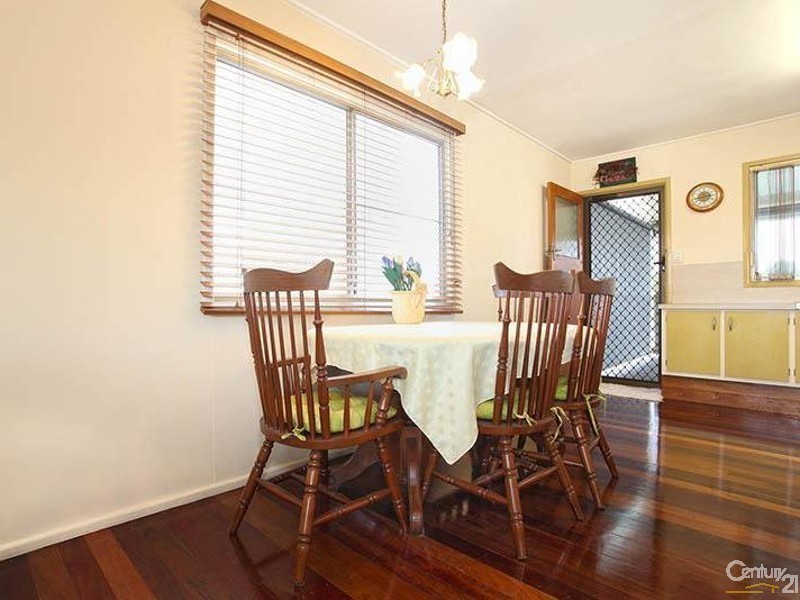 14 Cormorant Street, Bongaree QLD 4507