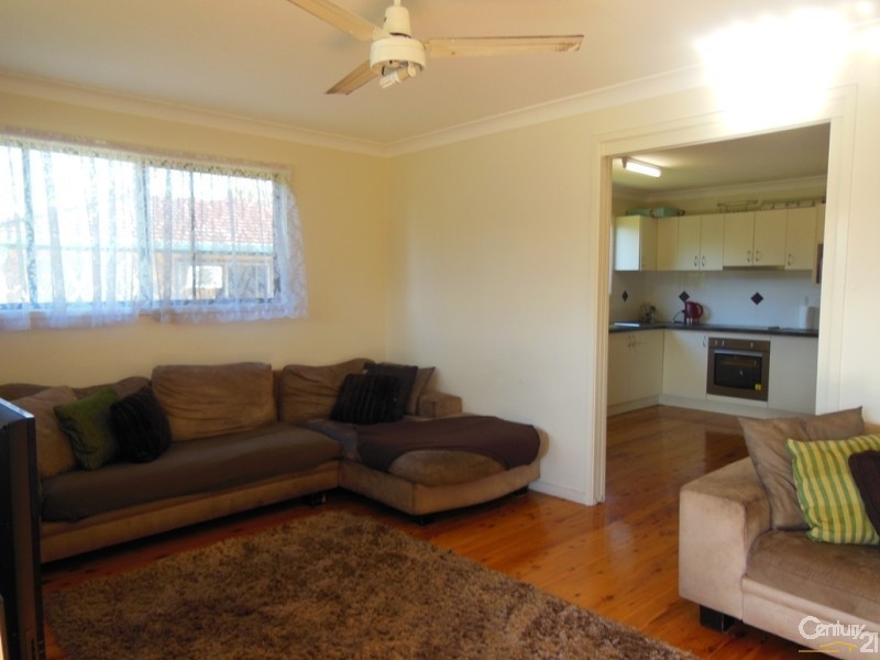 18 Cumming Street, Bongaree QLD 4507