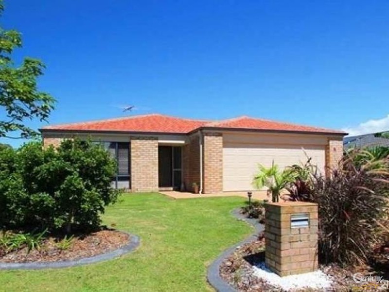 1 Myora Place, Sandstone Point QLD 4511