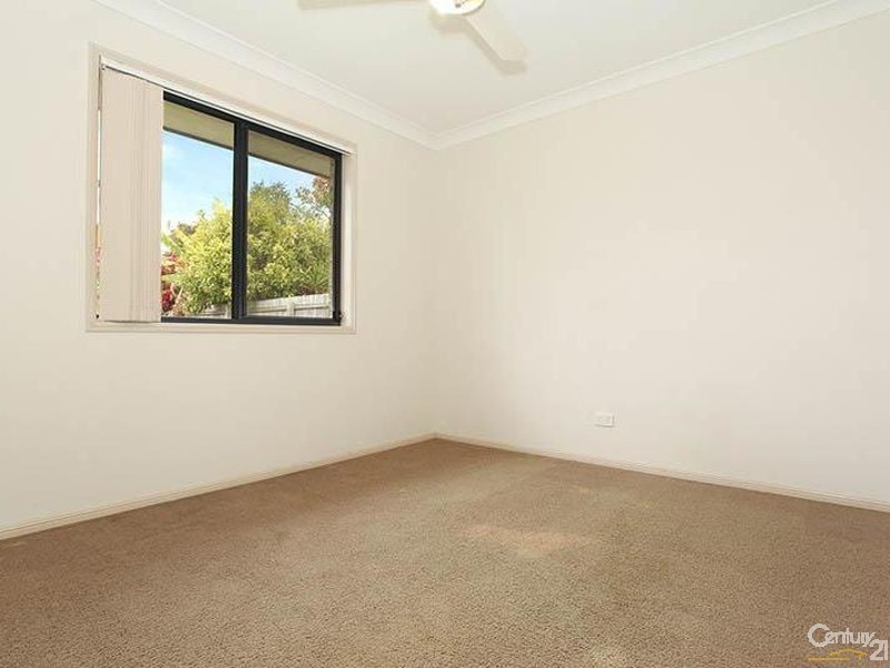23 Reeders Street, Sandstone Point QLD 4511