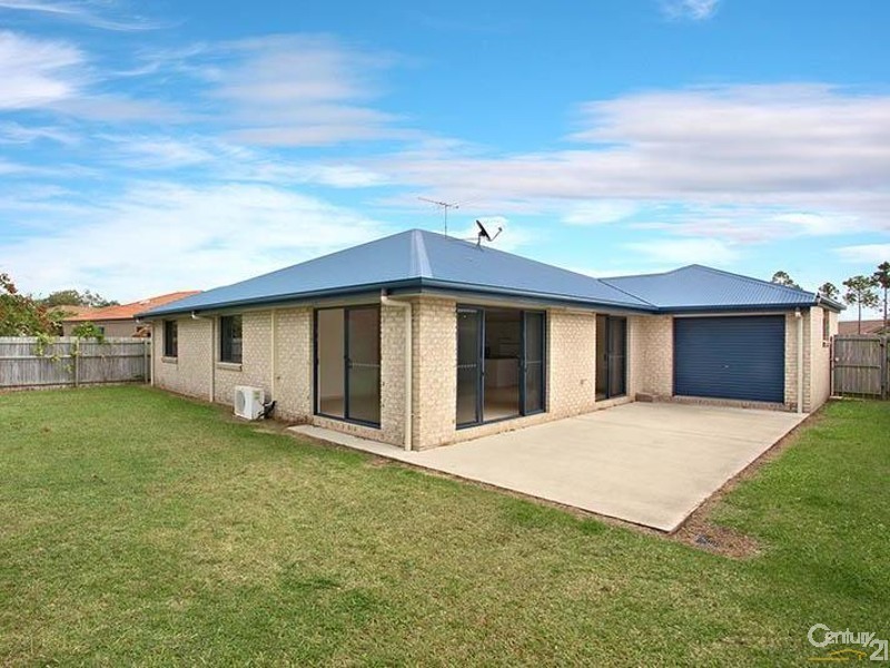 23 Reeders Street, Sandstone Point QLD 4511