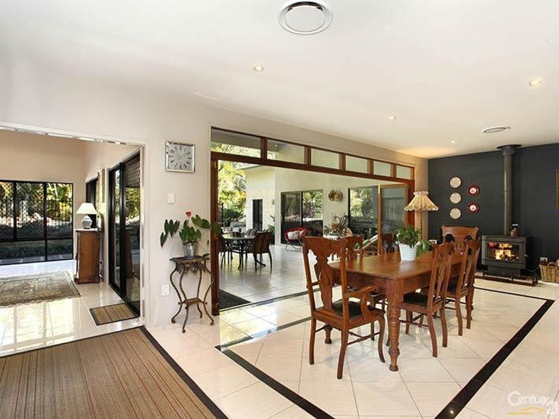 25 Triton Court, Ningi QLD 4511