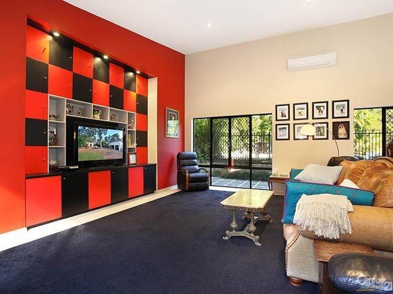 25 Triton Court, Ningi QLD 4511