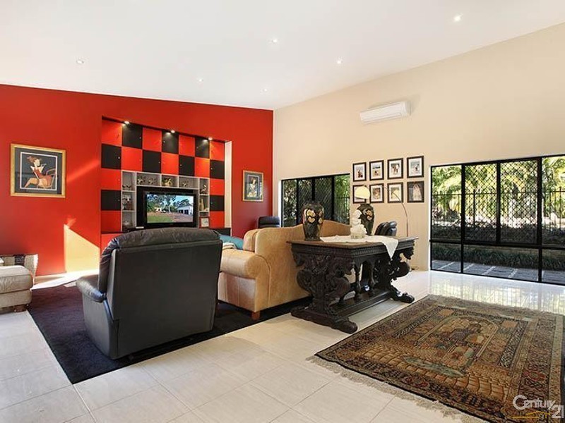 25 Triton Court, Ningi QLD 4511