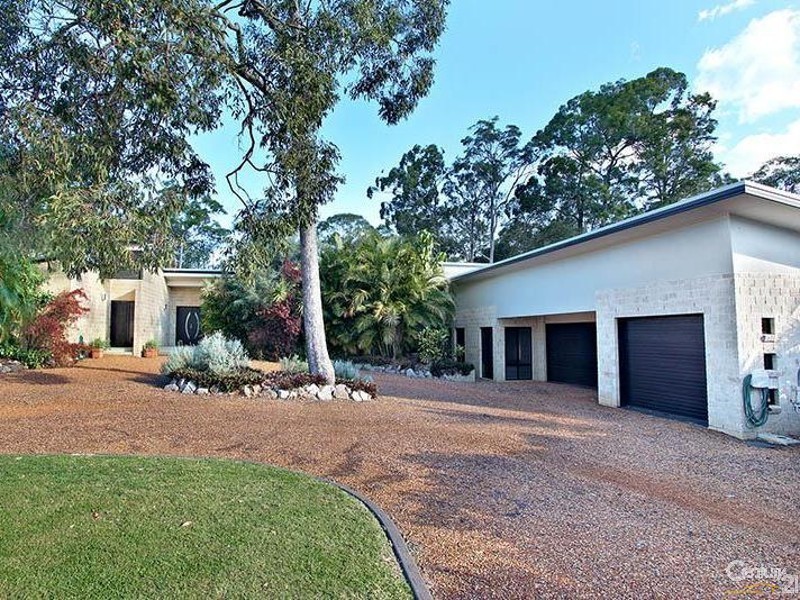 25 Triton Court, Ningi QLD 4511