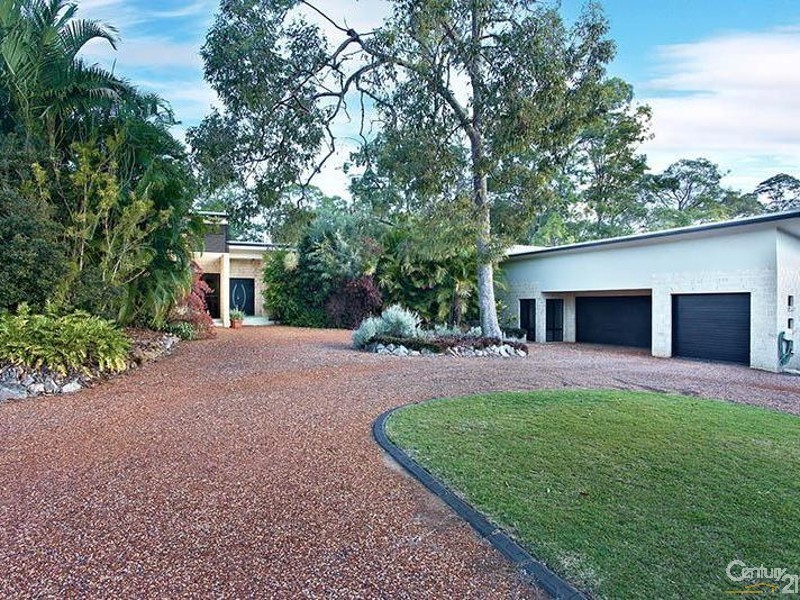 25 Triton Court, Ningi QLD 4511