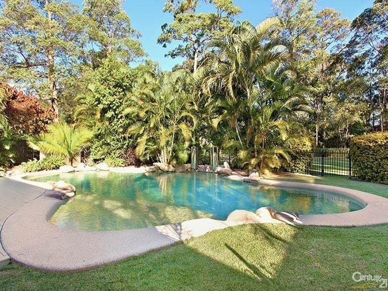 25 Triton Court, Ningi QLD 4511