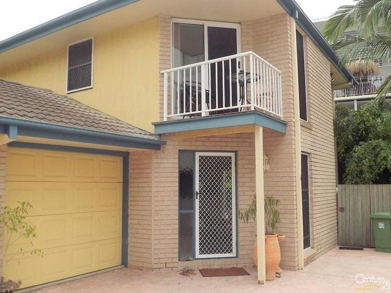 2/115 Welsby Parade, Bongaree QLD 4507