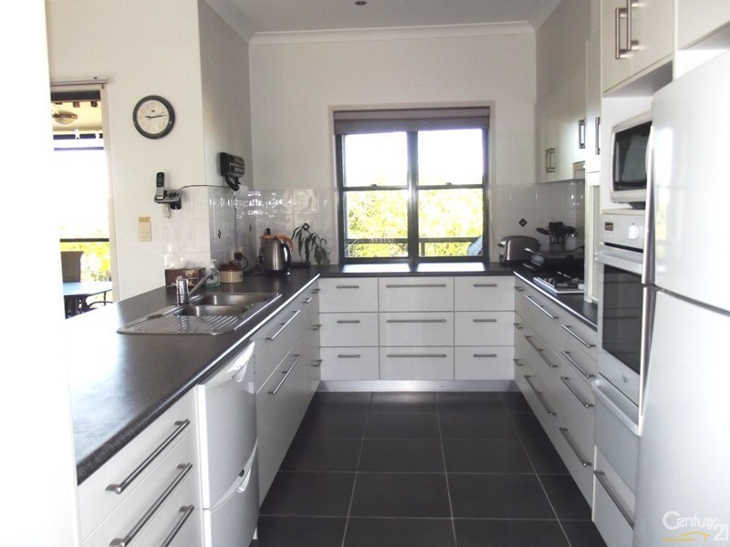 25 Kakadu Circuit, Banksia Beach QLD 4507