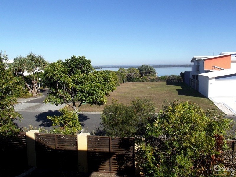 25 Kakadu Circuit, Banksia Beach QLD 4507