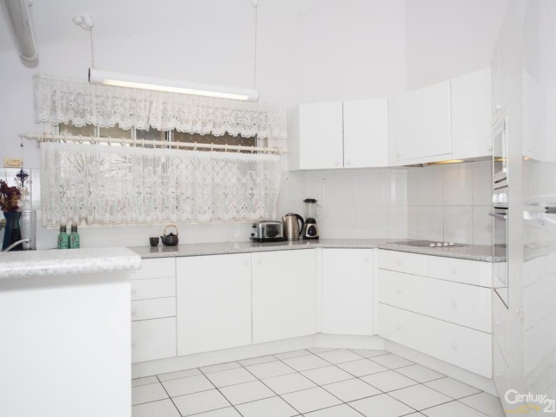 40 Island Parade, Banksia Beach QLD 4507