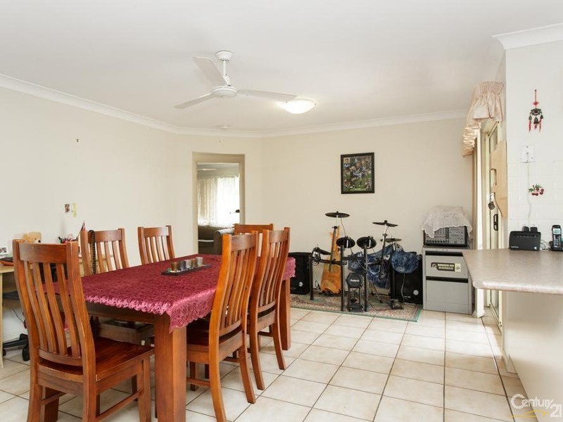 111 Sunderland Drive, Banksia Beach QLD 4507