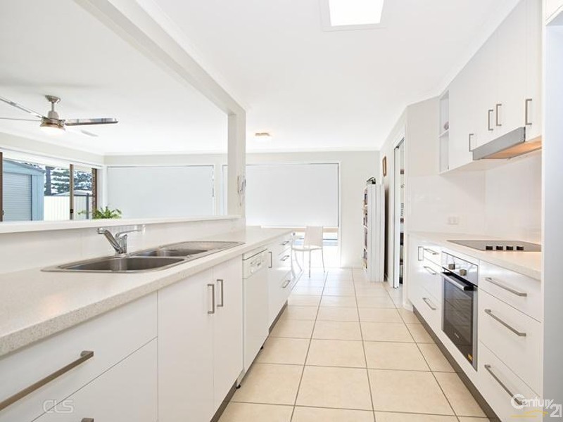 38 Allamanda Drive, Bongaree QLD 4507