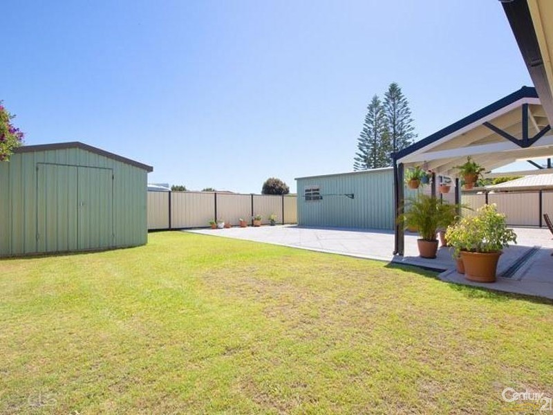 38 Allamanda Drive, Bongaree QLD 4507