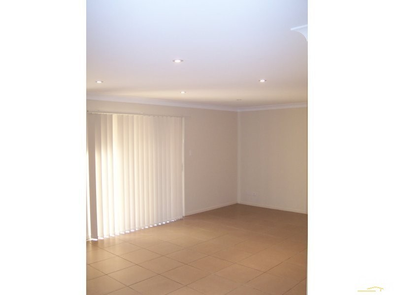 19 Gecko Place, Ningi QLD 4511