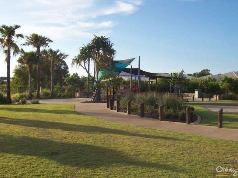 19 Gecko Place, Ningi QLD 4511
