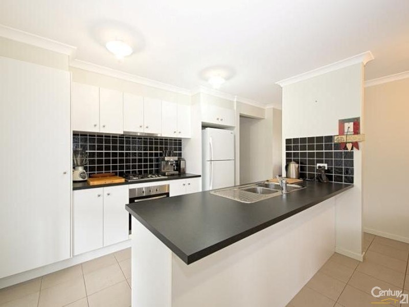 11 Ningi Waters Drive, Ningi QLD 4511