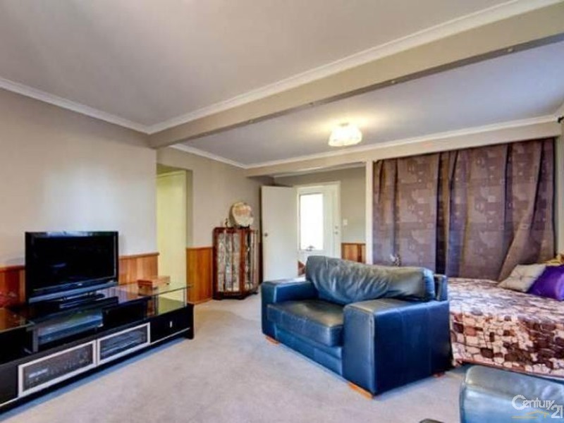 12 Carter Court, Sandstone Point QLD 4511