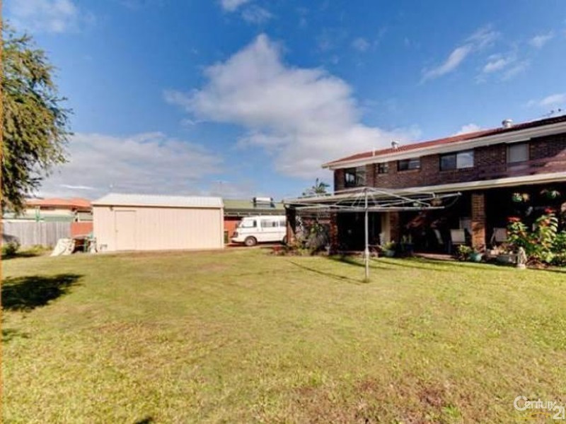 12 Carter Court, Sandstone Point QLD 4511