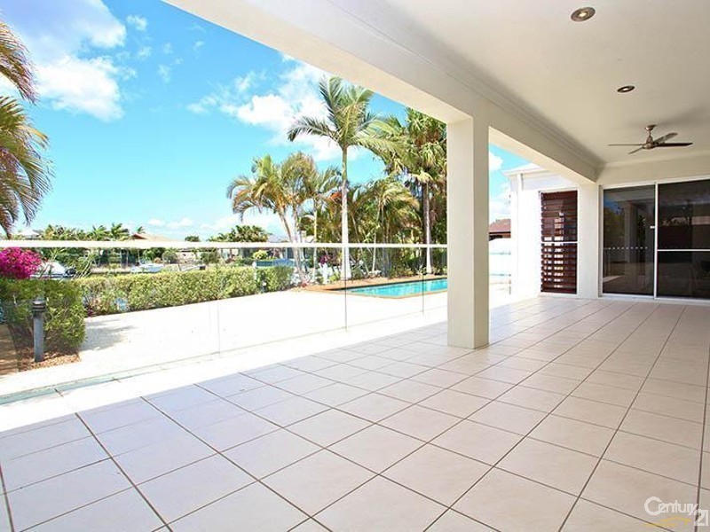 9 Seahorse Court, Banksia Beach QLD 4507