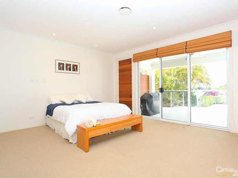 9 Seahorse Court, Banksia Beach QLD 4507