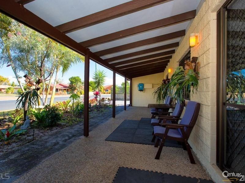 10 Pheasant Ave, Banksia Beach QLD 4507