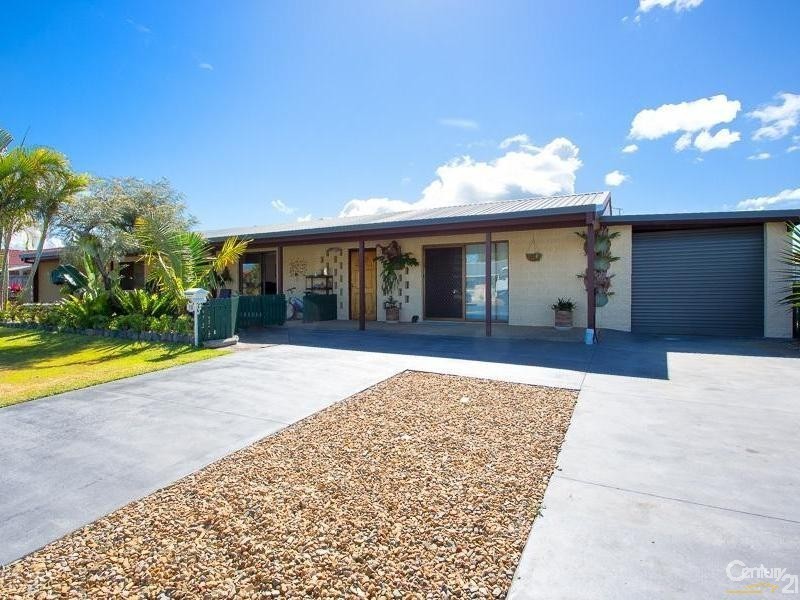 10 Pheasant Ave, Banksia Beach QLD 4507