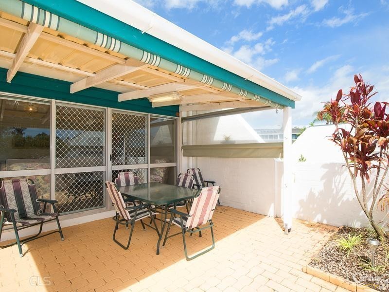 13b/10 Spinnaker Dr, Sandstone Point QLD 4511