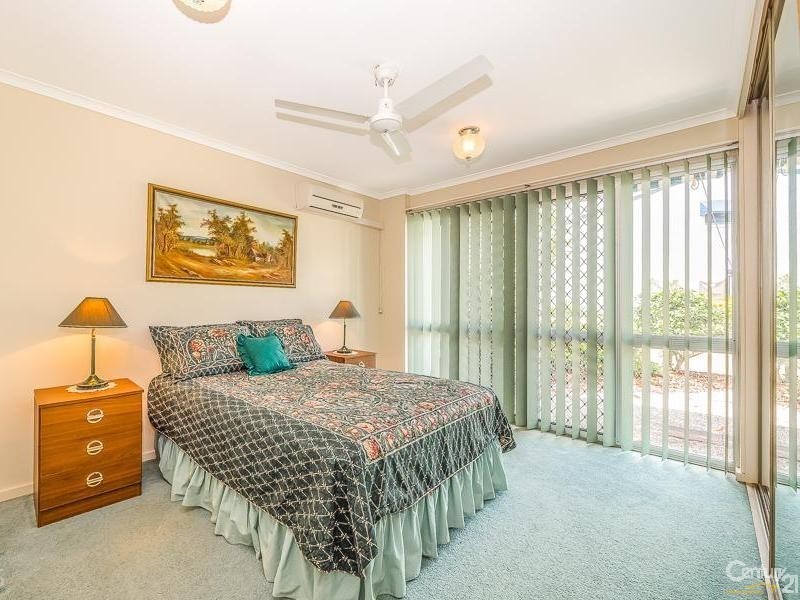 13b/10 Spinnaker Dr, Sandstone Point QLD 4511