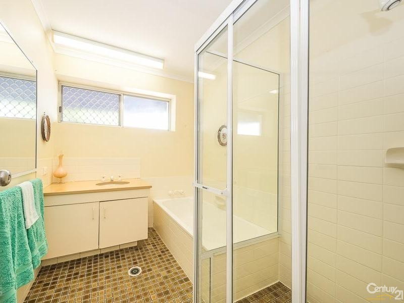 13b/10 Spinnaker Dr, Sandstone Point QLD 4511