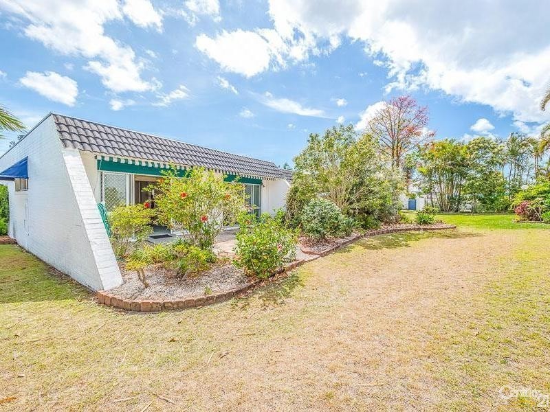 13b/10 Spinnaker Dr, Sandstone Point QLD 4511
