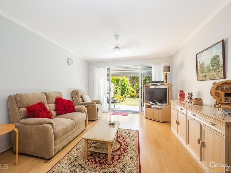1/75 Lachlan Crescent, Sandstone Point QLD 4511
