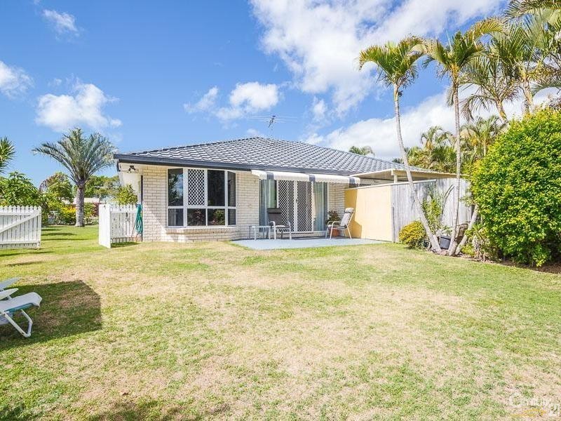 1/75 Lachlan Crescent, Sandstone Point QLD 4511